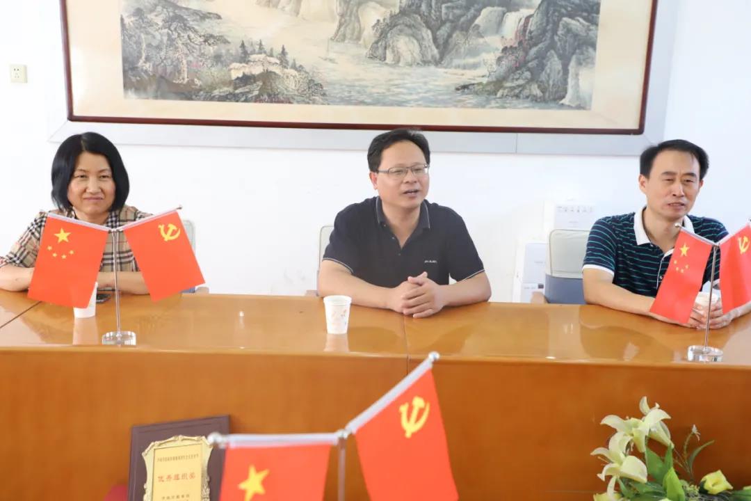 感恩有你 致敬老师—长田实业慰问特教老师