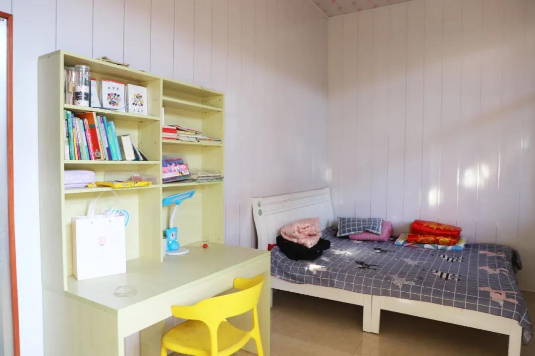 一处小屋 无限希望—团区委携手长田实业到捐建“希望小屋”走访慰问
