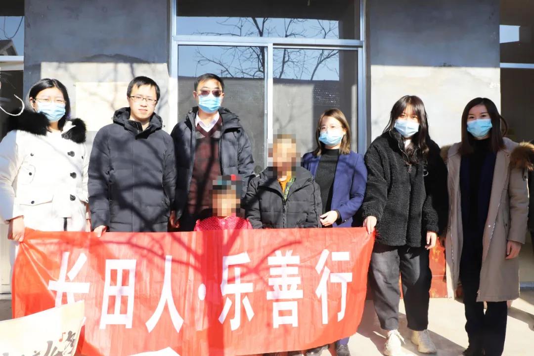 一处小屋 无限希望—团区委携手长田实业到捐建“希望小屋”走访慰问