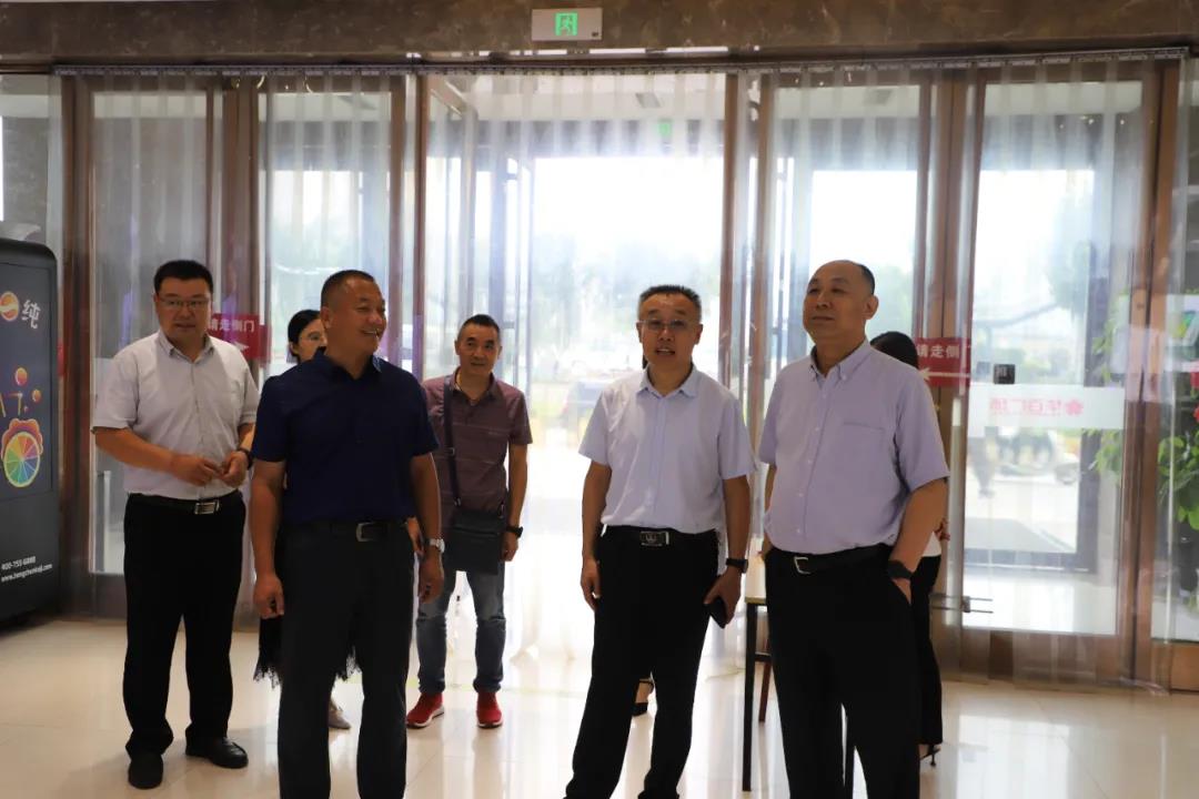 1626263739829243.jpg 20210301035020313.jpg