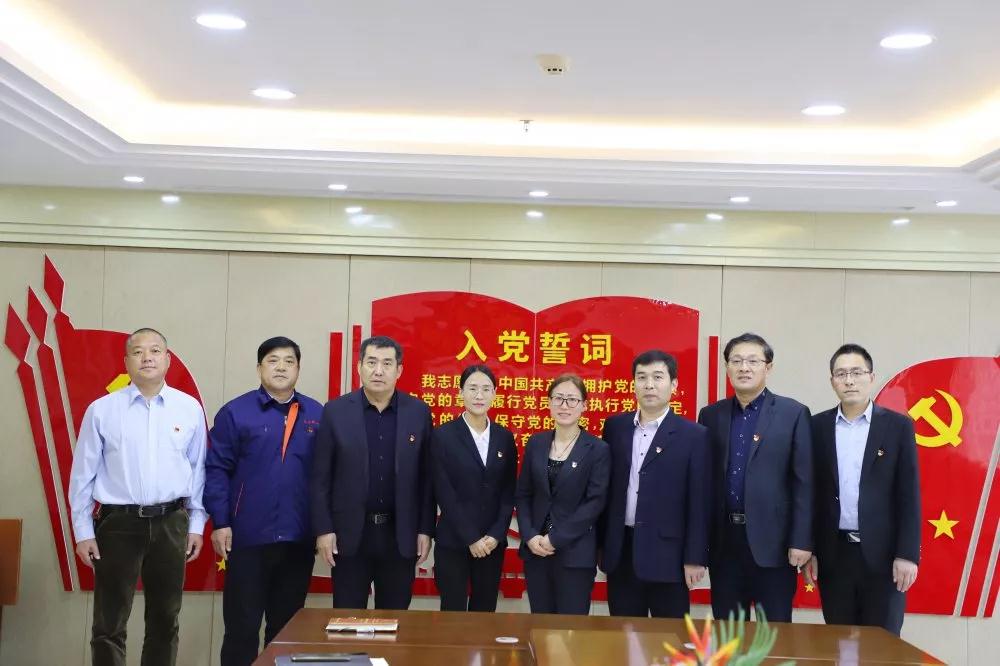 注入新鲜血液 筑牢战斗堡垒 —长田实业党支部召开纳新大会 接收3名预备党员 注入新鲜血液 筑牢战斗堡垒 —长田实业党支部召开纳新大会 接收3名预备党员
