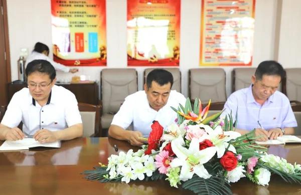 长田实业党支部召开入党积极分子确定为发展对象会议 长田实业党支部召开入党积极分子确定为发展对象会议